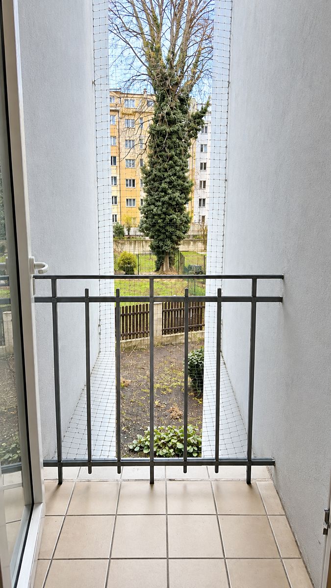 Balkon orientovaný do vnitrobloku